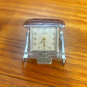 Vintage Tresa wind up travel Watch 17 jewels alligator pattern leather cover